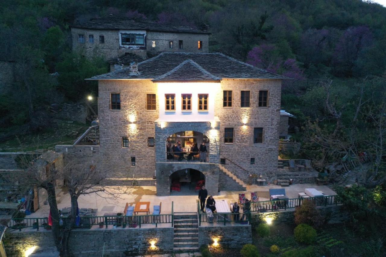 Traditional Guesthouse Përmet Esterno foto